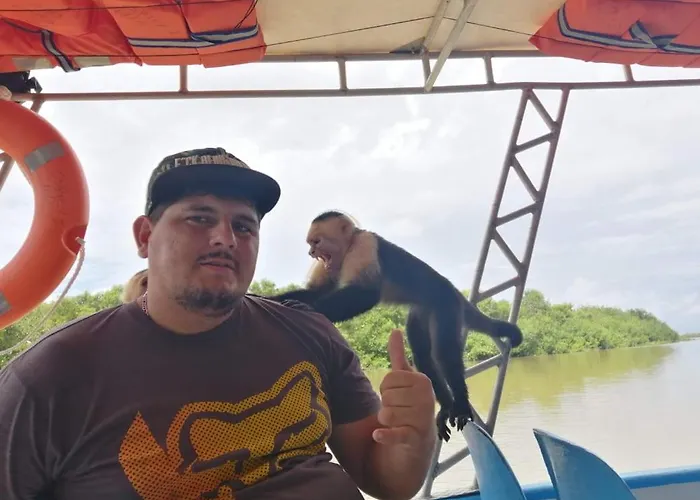 Adventurelalotour