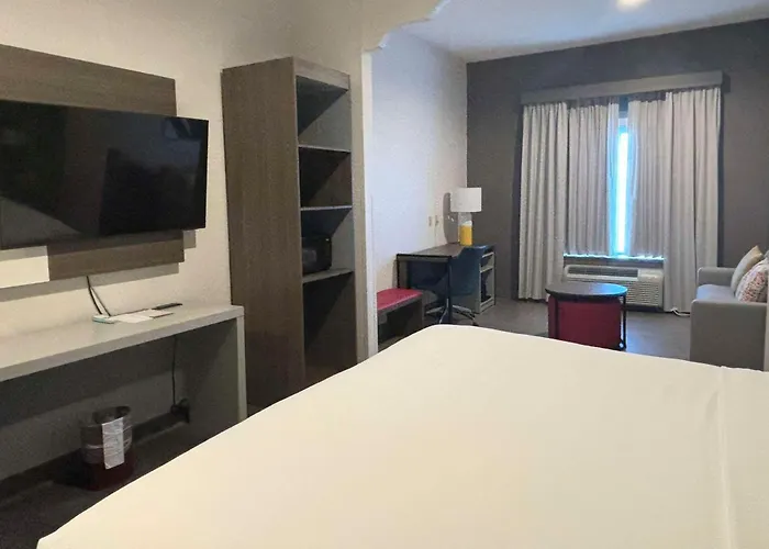Comfort Inn & Suites Burnet