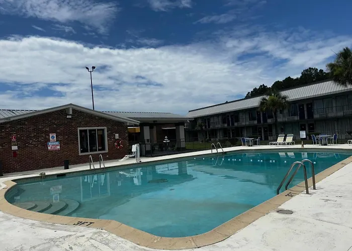Motel 6-Tifton, Ga