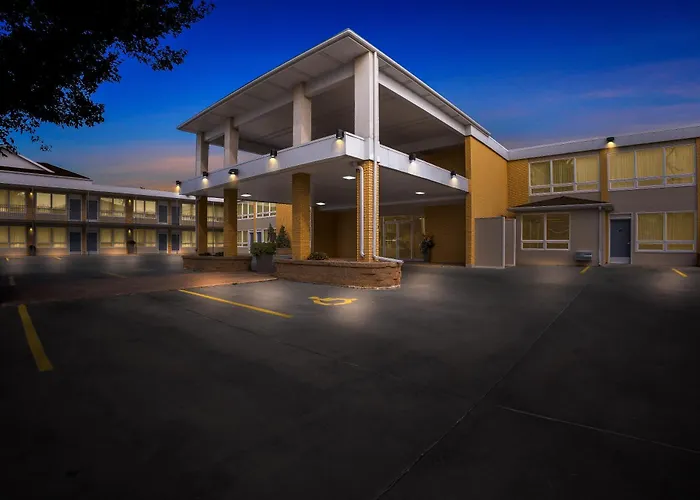 Best Western Lee'S Motor Inn Chamberlain