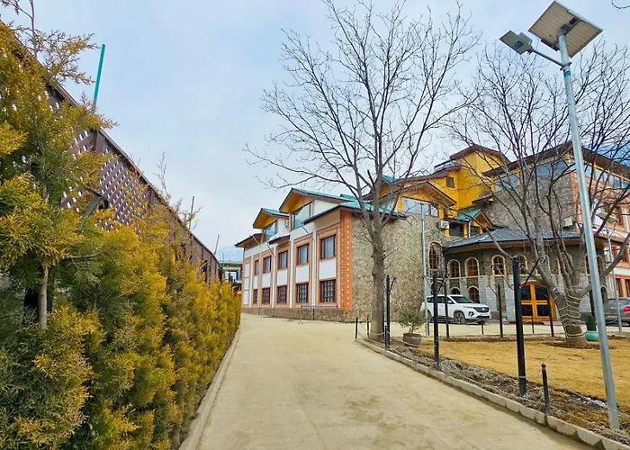 The Walnut Creek Pahalgam