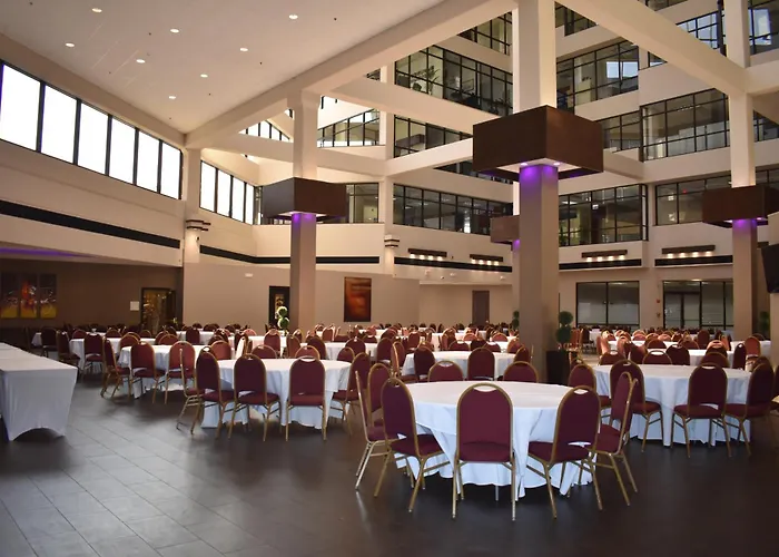 Sheraton Lisle Naperville Hotel