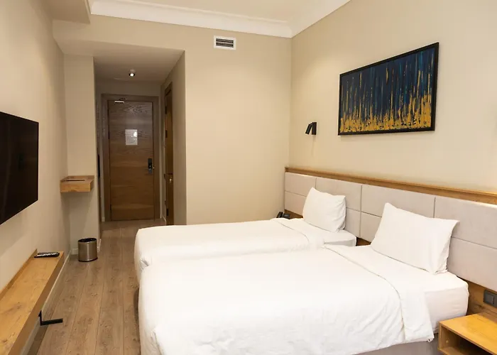 Hotel Marwa Tashkent Pool&Spa