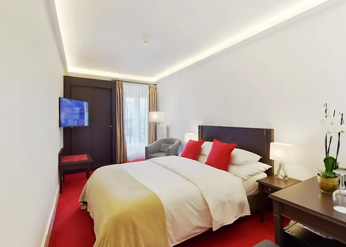 Golf Hotel René Capt