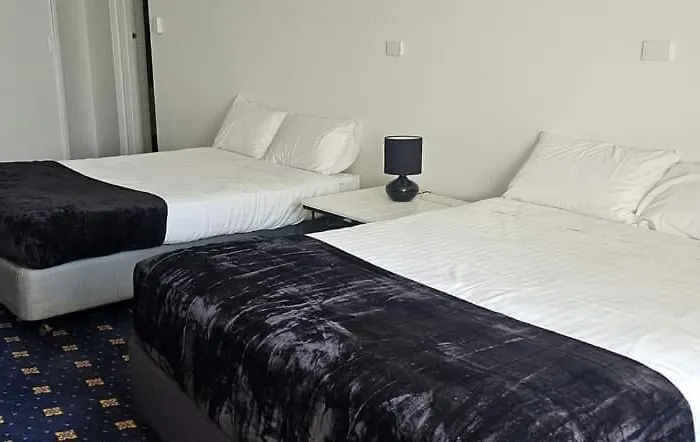 The Wharf Hotel