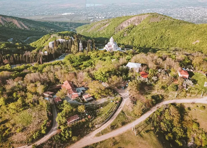 Lost Ridge Inn, Brewery&Ranch