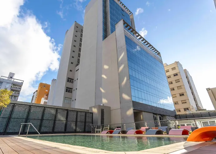 Hotel Land Plaza La Plata