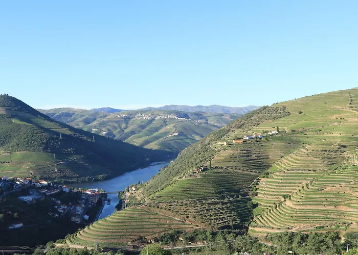 Dois Lagares House & Winery Acomodação com café da manhã Pinhão