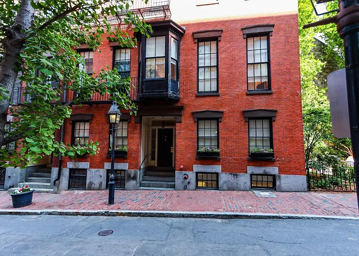 Charming & Stylish Studio On Beacon Hill #15