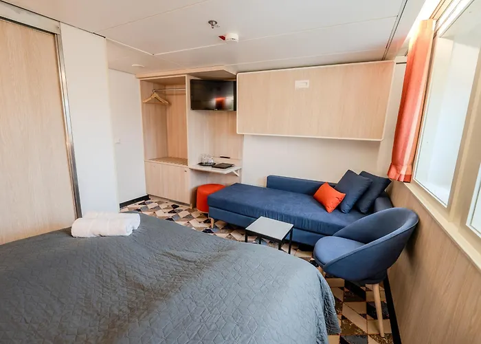 Dfds Ferry - Amsterdam To Newcastle Hotel IJmuiden