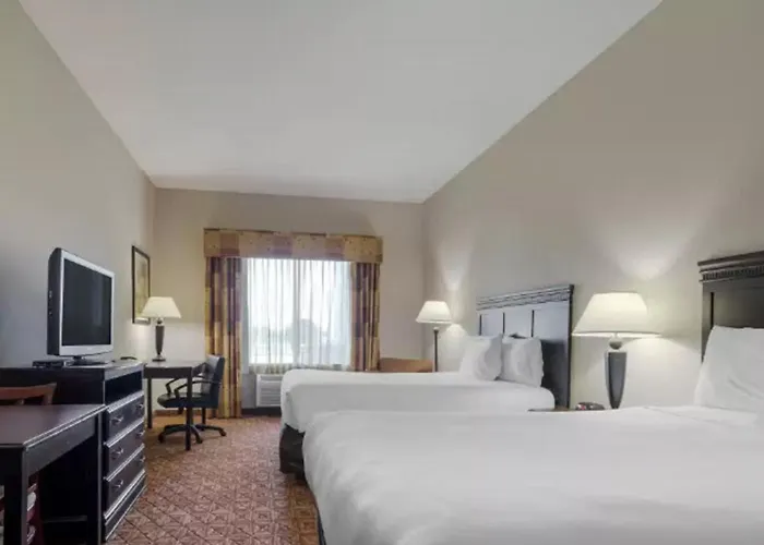 Holiday Inn Express & Suites Denison West By Ihg