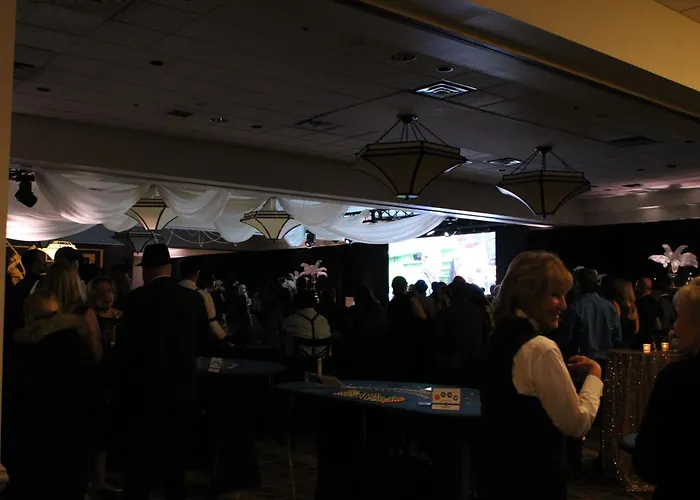 Wyndham Flint Mi Grand Blanc Bishop Airport Conference Ct