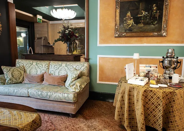 Santa Barbara Hotel