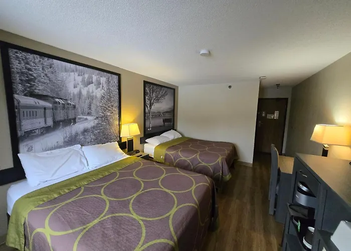 Super 8 By Wyndham Salmon Arm