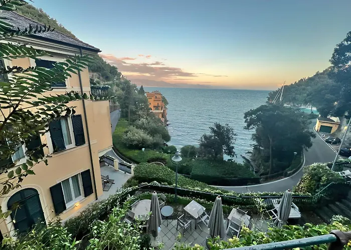 Portofino Deluxe Family Suite - Balcony, Sea View, Private Hotel Beach