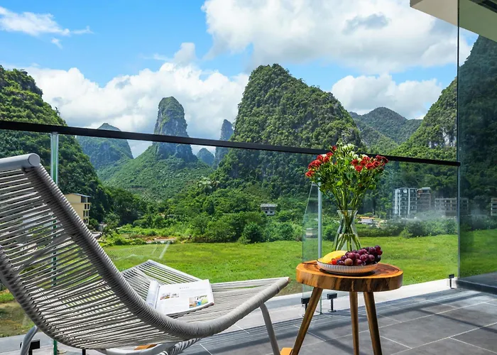 Yangshuo 1Q84 Tree Hotel
