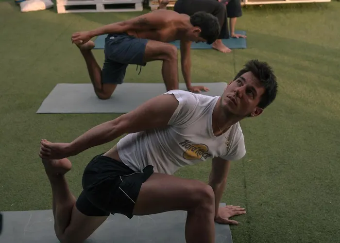 Adeje - Twinfin Hostel & Surf Yoga Camp