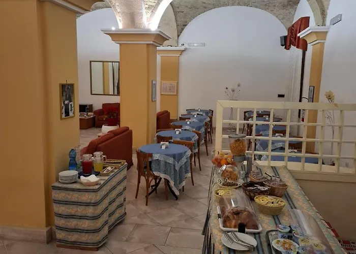 Hotel 4 Mori