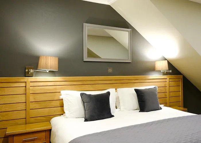 Glen Mhor Hotel At Uile-Bheist 'Brewstillery'