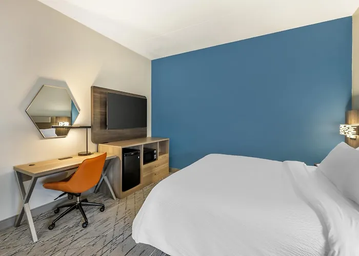 Holiday Inn Express Crestwood By Ihg