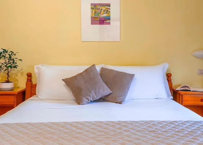 Hotel Iris
