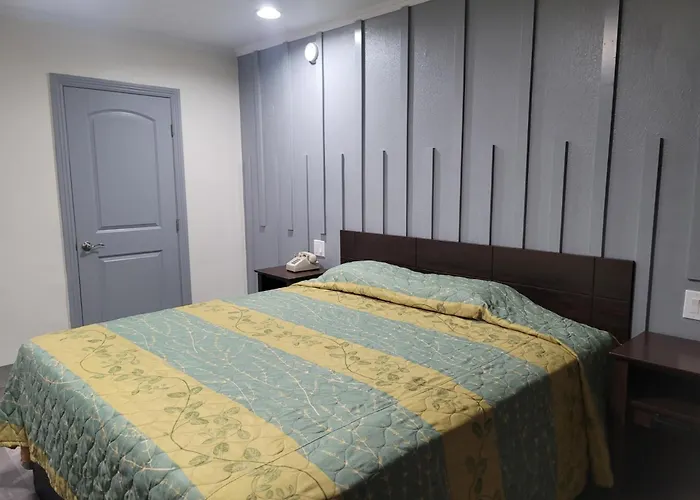 Whittier Travel Inn