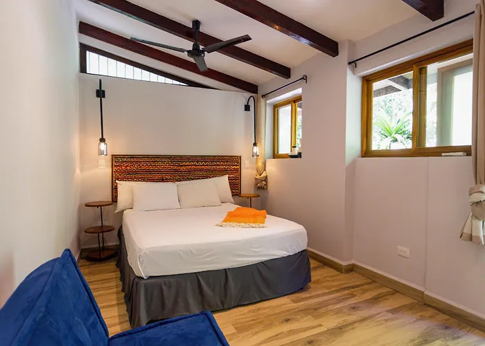 Paradiso Hostel
