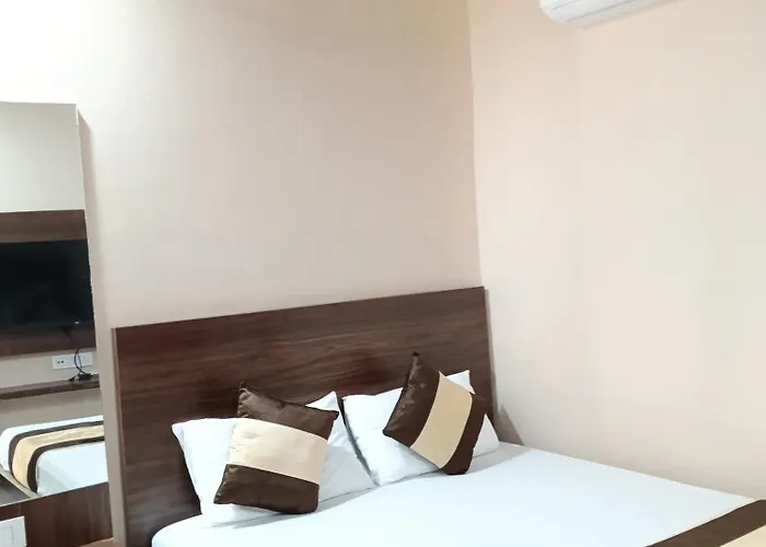 Hotel Embassy