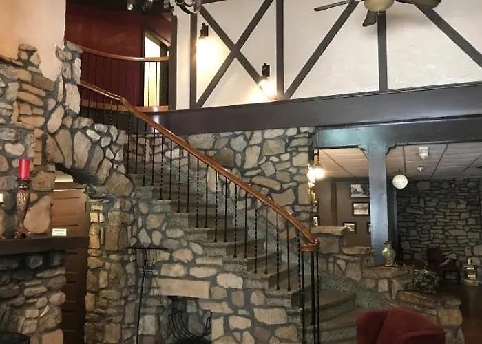 Ye Olde English Inn