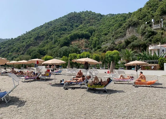 Testa di Monaco - Natural Beach Village