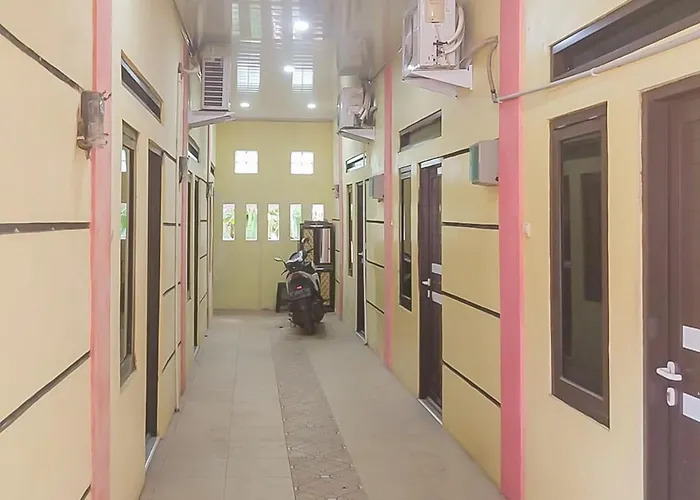 Ayna Syariah Mitra Reddoorz Indramayu