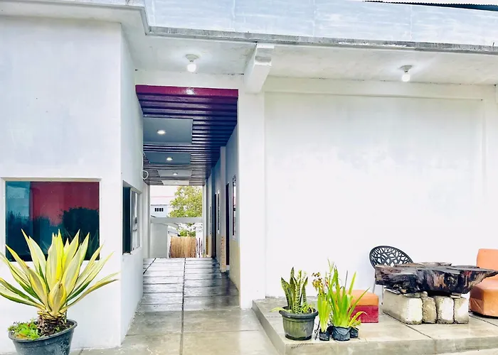 Reddoorz At Hardi Homestay Near Funland Berastagi