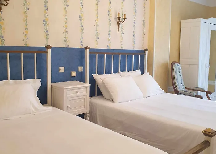 Hotel Des XII Apotres & De La Cle Des Champs