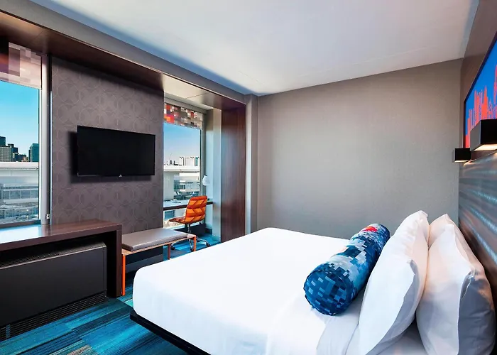 Aloft By Marriott Boston Seaport District