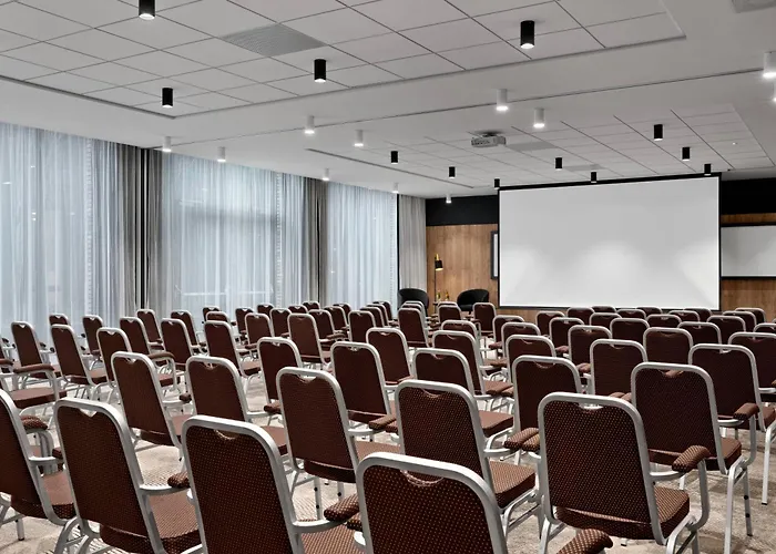 Renaissance Amsterdam Schiphol Airport Hotel