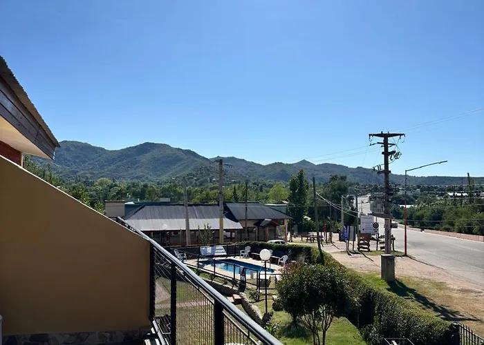 Complejo Los Paraisos Con Piscina Climatizada