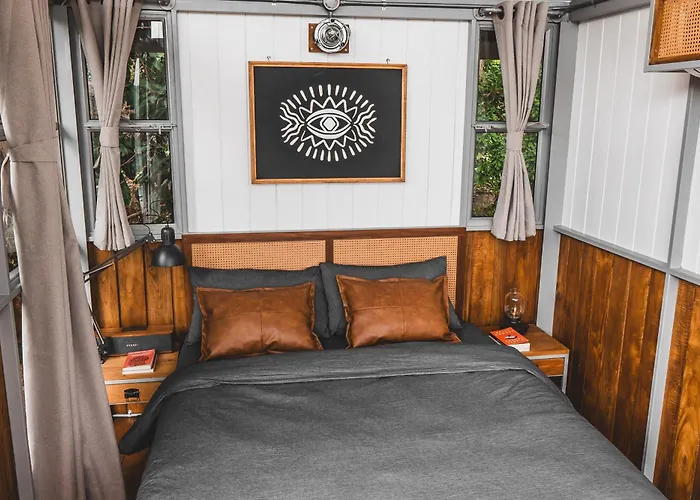 Shiva Lodge