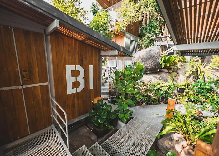 Shiva Lodge