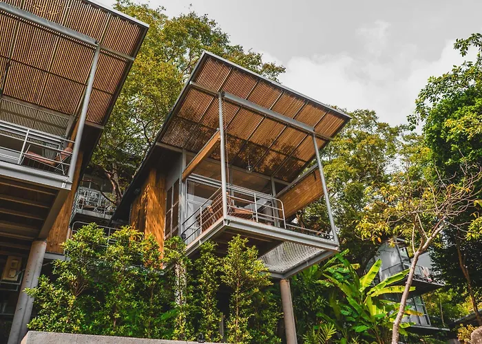 Shiva Lodge