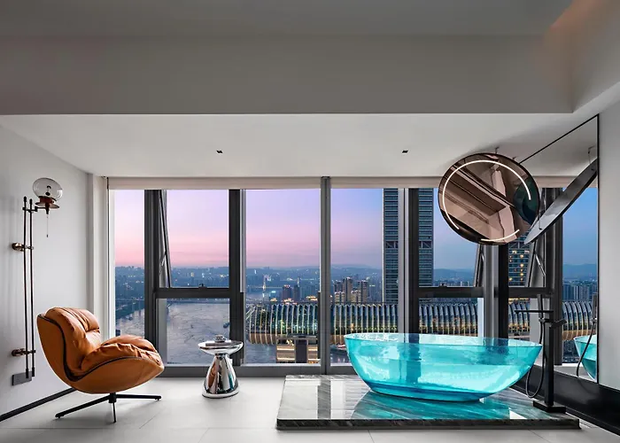 Chongqing Mc Maiyue High-Altitude River View Hotel