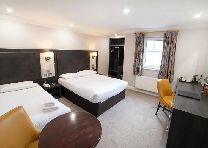 Hibernian Hotel & Leisure Centre