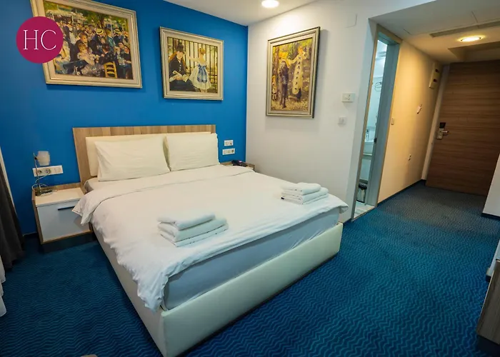 Central Hotel, Fitness And Spa