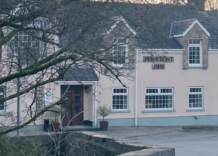 Penybont Restaurant + Inn