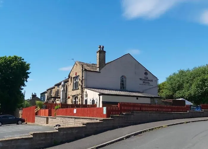The Woodland'S Hotel