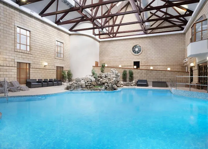 Delta Hotels By Marriott Tudor Park Country Club