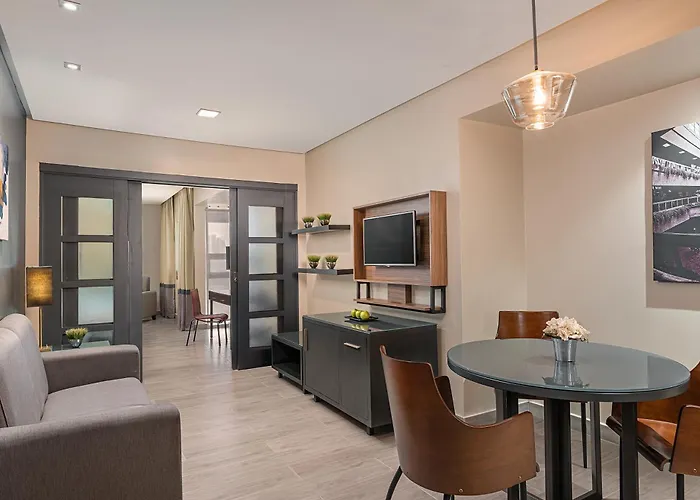 Greenhills Elan Hotel Modern - Newly Renovated