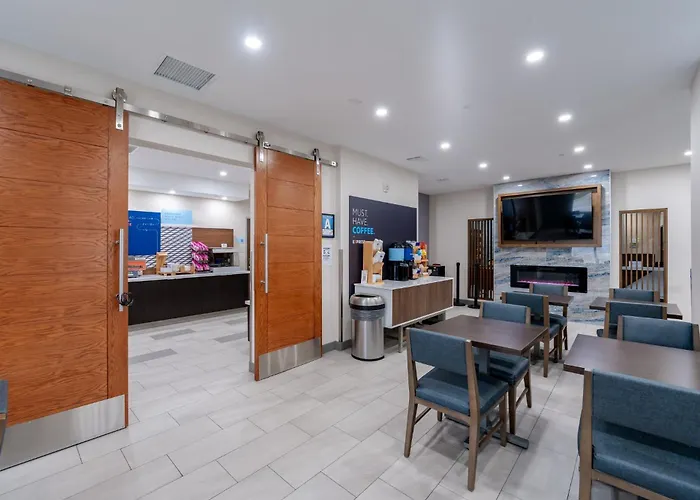 Holiday Inn Express & Suites Frazier Park By Ihg