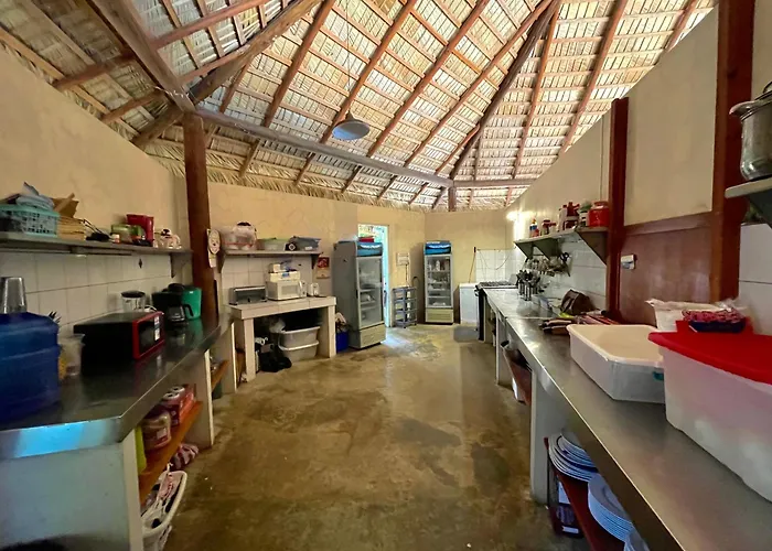 Coral Blanco Hotel
