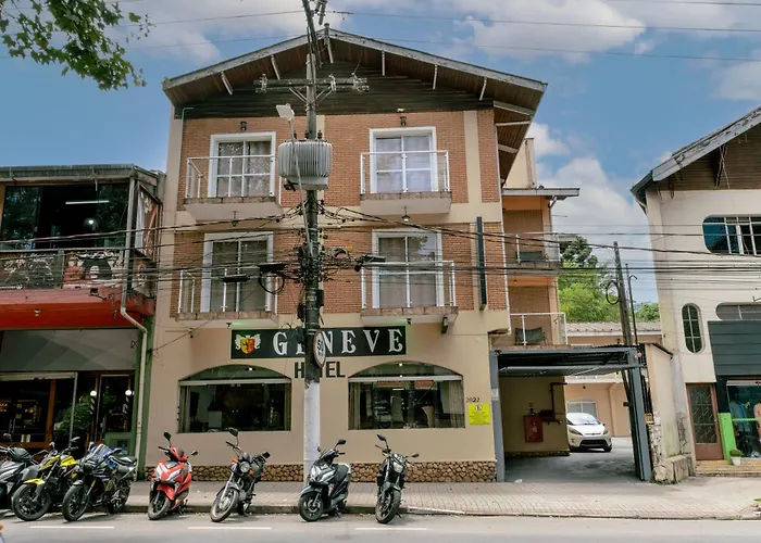Hotel Geneve - 2Km Do Capivari Campos do Jordão