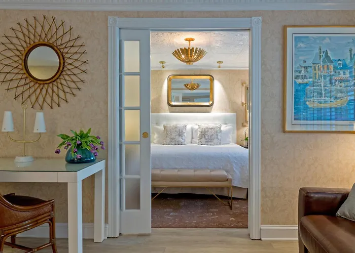 Chateau Inn And Suites